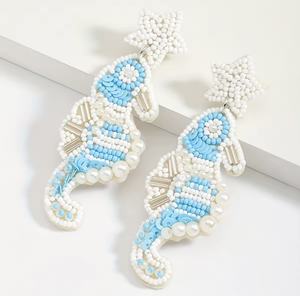 Nouveautés Boucles d'oreilles clous classiques unisexe en perles de verre faites à la main, lettres en perles de rocaille, couleur blanc bleu, motif mouton, pour mariage, pour enseignant - Product Image 2