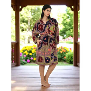 Chaqueta tipo túnica de algodón para mujer, estilo bohemio gitano, con frente abierto, bordado a mano Suzani, para ropa de resort. - Product Image 5