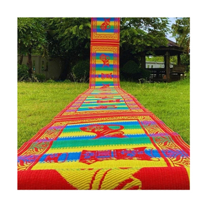 Tapis d'extérieur extra longs en polypropylène 100 %, résistants à la corrosion et faciles à nettoyer, à prix bas, en vente - Product Image 1