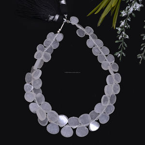 Perles de quartz blanc naturel de haute qualité en forme de coeur lisse 8 pouces 6.5x7 9x9mm brin de pierres précieuses de qualité supérieure pour la fabrication de bijoux - Product Image 2