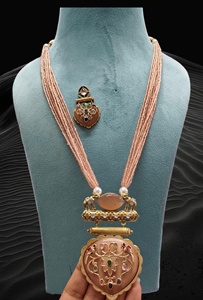 Conjunto de Collar con Colgante de Corazón de Jade y Cuentas Doradas, con Hilo de Perlas de Imitación, para Mujer, Joyería para Fiestas y Bodas - Product Image 4