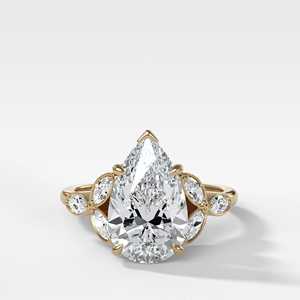 Anillo de Compromiso con Diamante de 2 Quilates en Forma de Hoja, Oro Sólido de 14K, Corte Pera, Cultivado en Laboratorio, Engaste de Bisel, Solitario de 2.1mm, Certificado IGI, Estilo Minimalista - Product Image 1