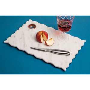 Planche à découper artisanale de qualité supérieure en bois blanc et marbre, élégante et naturelle, idéale pour servir des fromages dans les restaurants - Product Image 5