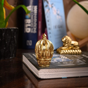 Personaliza tu adorno de escritorio de latón puro hecho a mano con acabado dorado, 2 piezas, para sala de estar, venta al por mayor - Product Image 4