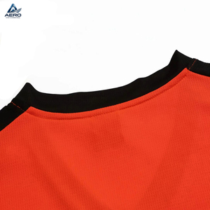 Uniforme de Baloncesto Deportivo Personalizado de Última Moda en Color Negro y Naranja de Alta Calidad - Product Image 5