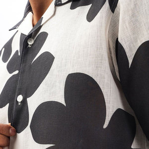 เสื้อเชิ้ตฮาวายแขนสั้นลายดอกไม้ผ้าลินินผสมฝ้ายสำหรับผู้ชาย ปกคอปกเสื้อแบบพับได้ สวมใส่สบาย ระบายอากาศได้ดี เหมาะสำหรับฤดูร้อน - Product Image 6