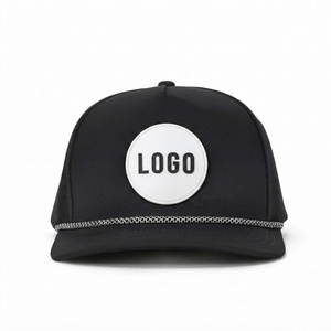 Gorra de béisbol Snapback OEM personalizada de 5 paneles con orificios cortados a láser, cuerda, estructura de silicona, logotipo de goma y visera plana - Product Image 1