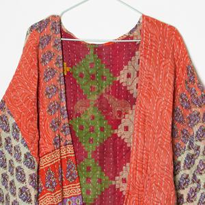 Hermoso albornoz con estampado floral, estilo vintage de Rajastán, kimono de algodón Kantha para hombres y mujeres. - Product Image 2