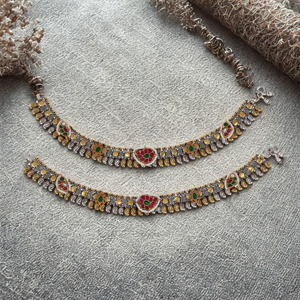 Tobilleras Kundan tradicionales de plata oxidada clásica para mujer, joyería fina de estilo étnico, joyería para pies con dijes de hoja de oro - Product Image 3