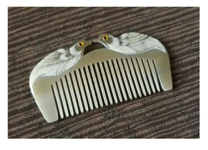 Peine de Cuerno de Búfalo Ecológico con Función de Masaje del Cuero Cabelludo y Dientes Suaves - Product Image 2