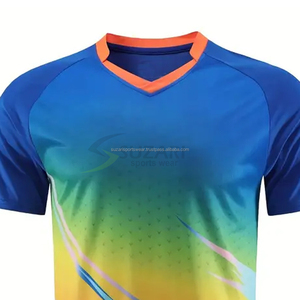 Tenues de football pour adultes à manches courtes, col en V, respirantes, écologiques, durables, extensibles, avec impression personnalisée du nom et du logo de l'équipe - Product Image 2