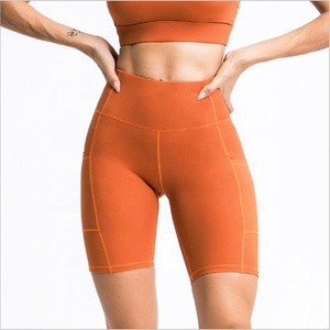 Shorts de sport amples pour femmes, légers, respirants, pour la course, le fitness, la gym, l'entraînement et le yoga - Product Image 1