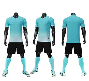 Conjunto de Uniforme de Fútbol Personalizado para Hombre, Cuello en V, Manga Corta, Color Degradado, Sublimado, Poliéster que Absorbe la Humedad, para Adultos, Todas las Temporadas - Product Image 3