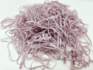 Lote de Bandas Elásticas para el Cabello, Tamaño M, 40x2mm, Alta Elasticidad, No Tóxicas, Empaquetado en Bolsa OPP, Uso Diario Informal - Product Image 2