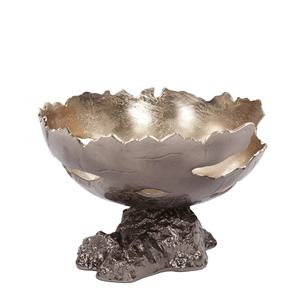 Bol en métal poli finition antique avec base sculptée unique pour centre de table de fête et décoration intérieure de luxe écologique - Product Image 1