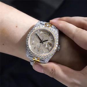Montre de luxe avec boîtier carré en alliage, mouvement à quartz ETA, bracelet en acier inoxydable de 40 mm avec moissanite, cadran en cristal saphir, affichage analogique-numérique - Product Image 5