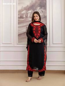 Ensemble Kurti-Pant à manches longues et Dupatta à bordure en dentelle en Georgette de qualité supérieure avec broderie au fil, vente en gros - Product Image 4