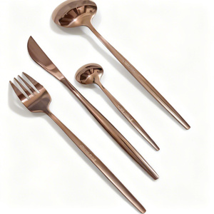 Juego de Cubiertos de Alta Gama con Acabado de Cobre, Cubiertos Metálicos Duraderos para Bodas y Hoteles, Cubiertos Decorativos para Mesa - Product Image 2