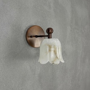 Applique murale moderne CH en forme de fleur, en verre, faite à la main, luminaire décoratif d'intérieur pour la maison, fixation murale pour salle de bain - Product Image 1
