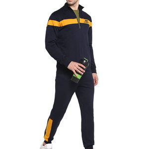 Survêtements tendance pour hommes, style urbain, parfaits pour le quotidien, mode streetwear et tenue décontractée. - Product Image 1