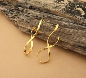 Pendientes de Latón Estilo Yoga, Diseño Ayurvédico, Coloridos, Precio de Fábrica al por Mayor, Artesanía en Metal de Latón - Product Image 3