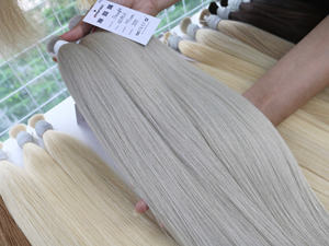 Vente chaude de haute qualité Cuticule alignée Extensions de cheveux crus de couleur claire Extensions de cheveux humains en vrac - Product Image 3