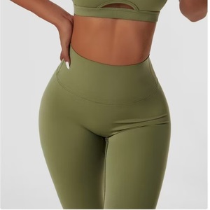 Leggings de sport personnalisés de qualité supérieure pour la course, le yoga et l'entraînement – Pantalons slim de fitness sur mesure en gros - Product Image 3