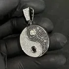 จี้เงินแท้ 925 รูปหยินหยาง ประดับเพชรโมอิสซาไนต์สีดำขาว VVS1 แบบ Iced Out สไตล์ฮิปฮอป ทรงกลม ของขวัญสุดเทรนดี้สำหรับผู้ชายและผู้หญิง - Product Image 2