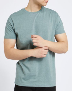 T-shirt décontracté pour homme en coton léger et respirant, vente en gros à bas prix, qualité supérieure, logo personnalisé, séchage rapide, matière douce - Product Image 3
