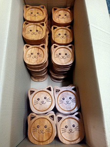 Posavasos de Madera Ecológico y Sostenible de Alta Calidad, Personalizable, Protección para Bebidas en Restaurantes y Hoteles, Color Azul - Product Image 2