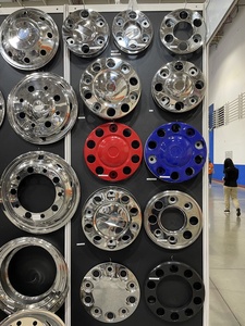 Europeo/JP 225 T304 Acero inoxidable Camión/Cubierta de rueda de autobús Anillo protector Recubierto de polvo azul para rueda de acero - Product Image 3