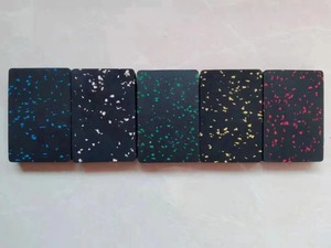 แผ่นยางสำหรับยิมแบบหนาพิเศษสำหรับปูพื้นยิม - Product Image 4