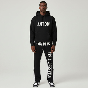 Conjunto Deportivo RTS Umer para Hombre, Diseñado por Antom Enterprises - Product Image 3