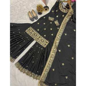 Ensemble de costume pour femmes avec broderie de sequins magnifique pour les fêtes - Product Image 2