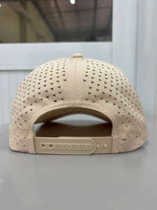 Gorras Trucker con Agujeros Cortados a Láser Personalizados, Forma de Agujeros Personalizada, Tela Ripstop, Gorras Trucker de Alta Calidad en Vietnam, Panel Frontal para Viajes - Product Image 4