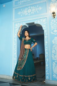 Hermoso Lehenga Choli de Seda Estilo Tradicional para Damas de Honor, con Estampado Digital y Bordado, para Bodas y Fiestas, Diseño Elegante - Product Image 2