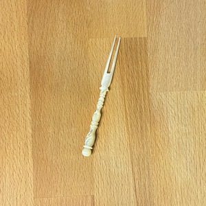 Cuillère à servir en nacre naturelle ILAHI, faite à la main, style bohème, blanche, non toxique, en plastique PE, pour fêtes, Uttar Pradesh - Product Image 6