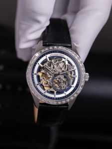นาฬิกาข้อมือผู้ชาย รุ่นอเล็กซานเดอร์ เฟอร์รอส 9261S-05 ขนาด 40 มม. หน้าปัดทรงกลม สายสแตนเลส ตัวล็อคแบบแซฟไฟร์ กันน้ำ ระบบจักรกล ออโตเมติก แฟชั่น อนาล็อก - Product Image 2