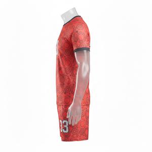 Uniforme de Fútbol Sublimado Personalizado, Conjunto de Camiseta de Fútbol 100% Poliéster, Transpirable, Ropa Deportiva para Hombre, Traje de Entrenamiento, Diseño Rojo - Product Image 3
