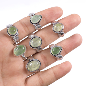 Pulsera Artesanal de Prehnita Natural con Cuentas Decorativas y Baño de Plata 925 sobre Latón, Estilo Bohemio Vintage Cristiano para Mujer - Product Image 1