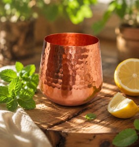 Verres en cuivre pur à 100 % pour le camping, les bars et la maison - Design martelé écologique avec finition polie ou brossée - Product Image 1