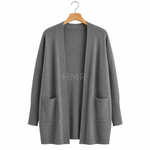 Cardigan en acrylique gris tricoté à manches longues avec poches, style décontracté, anti-boulochage, pour l'hiver, de la sororité HMR Sisterhood - Product Image 5