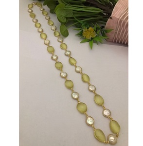 Conjunto de collar con perlas de imitación de estilo antiguo de la mejor calidad para mujeres y niñas, nueva colección para fiestas y ocasiones especiales. - Product Image 4
