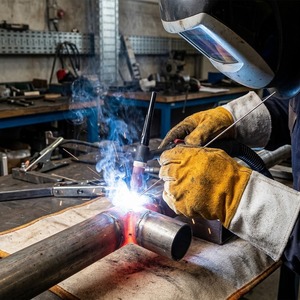 Gants de sécurité professionnels en cuir de vache fendu pour le soudage, travail industriel, résistants au feu et à l'abrasion, protection des mains - Product Image 5