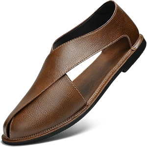 Chappal de cuero charol negro hecho a mano con doble suela, correa con hebilla de cuero genuino, plantilla cómoda y exterior de goma. - Product Image 6