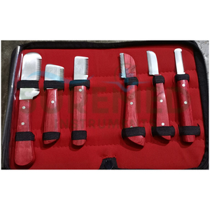 Juego de 6 Piezas para el Cuidado de Perros, Gatos y Caballos, Herramientas de Madera para Deslanar y Recortar el Pelo, Equipo Profesional para el Cuidado de Mascotas - Product Image 1