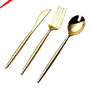 Ensemble de couverts en métal élégant et de qualité supérieure avec finition brillante, idéal pour les hôtels, les restaurants et les tables à manger résidentielles élégantes. - Product Image 3