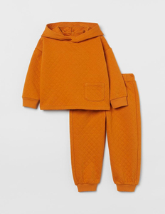 Conjunto Deportivo para Niñas con Logotipo Personalizado, Última Llegada, Estilo Casual, Tela Suave con Diseños Modernos y Conjuntos de Ropa para Niños en Color Sólido - Product Image 2