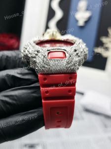Reloj Digital de Lujo Unisex con Correa de Goma Roja, Esfera y Caja con Moissanita, y Adorno de Búho - Product Image 2