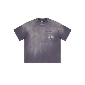 Camiseta Negra Extra Grande de Manga Corta para Hombre, Cuello Redondo, Algodón Jersey, Estilo Urbano, con Bolsillo Delantero y Logotipo Estampado - Product Image 4